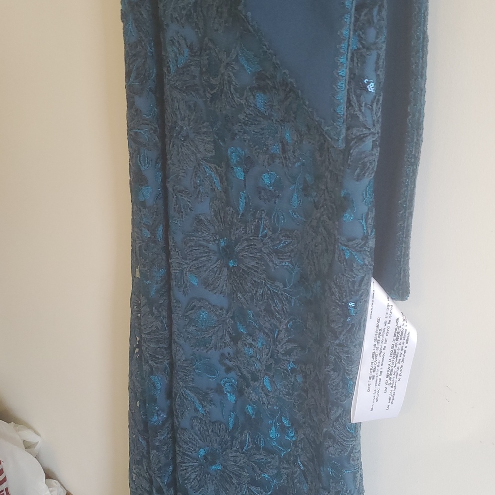 TADASHI SHOJI BEADED FLORAL ONE-SHOULDER GOWN; SIZE:10;COLOR:BLUE - Picture 7 of 13